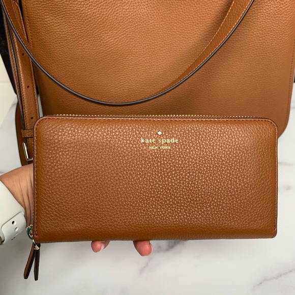 Kate Spade Large Leather Purse and Wallet Set - Picture 9 of 16